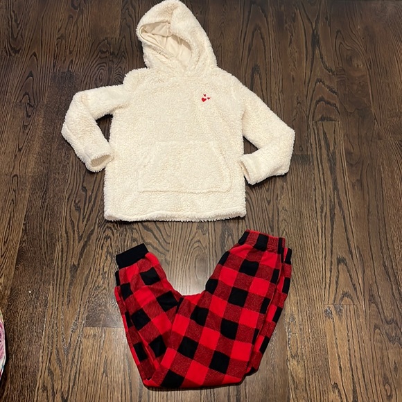 Cat & Jack Other - CAT & JACK LOUNGE SET